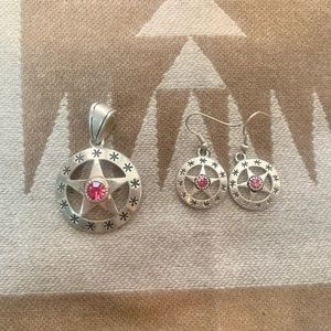 Womens Western Jewelry Set; Pendant & Earrings